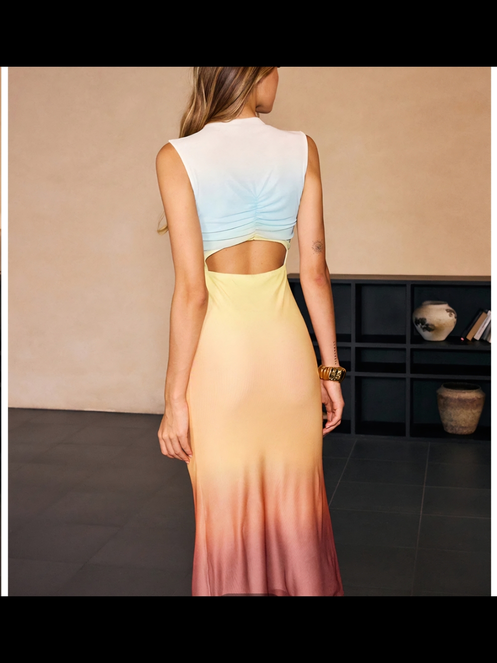 Gradient Mesh Backless Maxi Dress. - Picture 2 of 7
